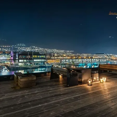 Hébergement de vacances Dinbnb I Luxury With Views L Large Balcony *