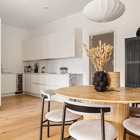 Dinbnb I Luxury With Views L Large Balcony Hébergement de vacances