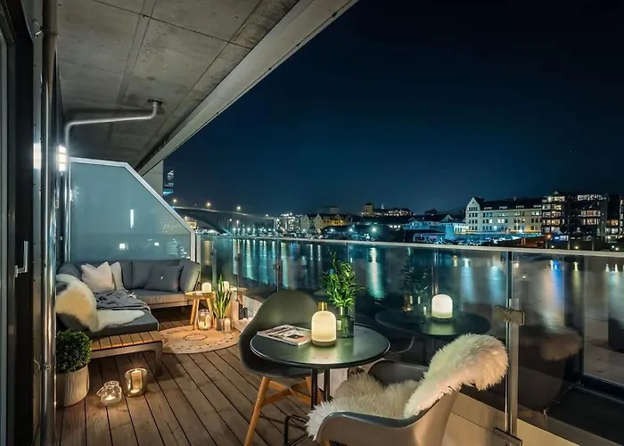 別荘 Dinbnb I Luxury With Views L Large Balcony *